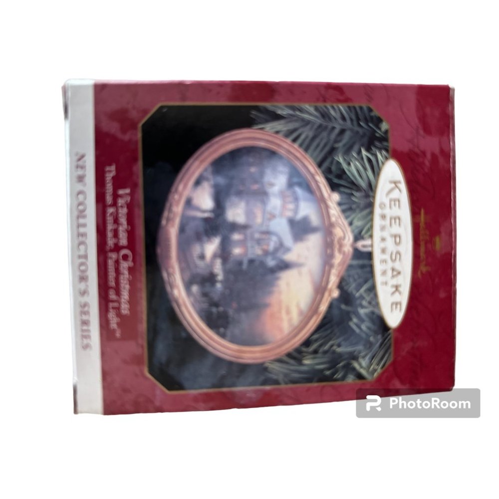 Hallmark Keepsake ornament Lighthouse Greetings 2003
